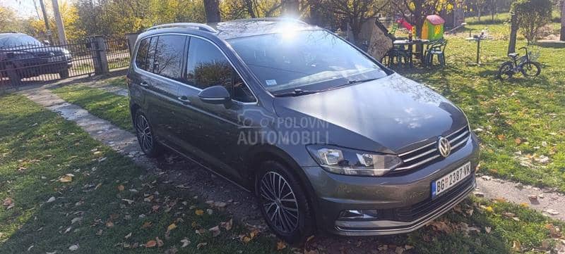 Volkswagen Touran R line