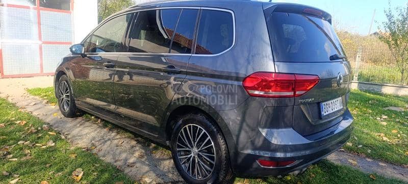 Volkswagen Touran R line