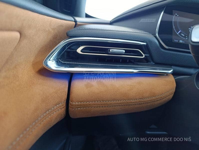 Mazda 6e TAKUMI PLUS