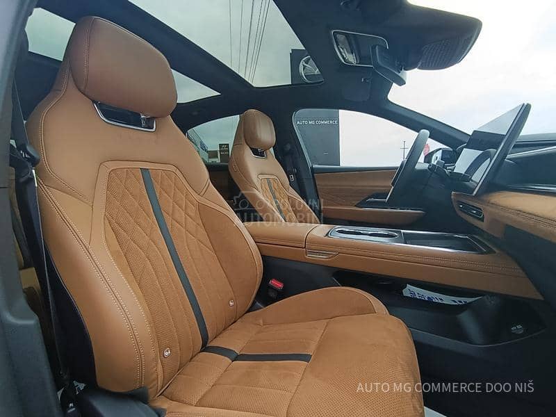 Mazda 6e TAKUMI PLUS