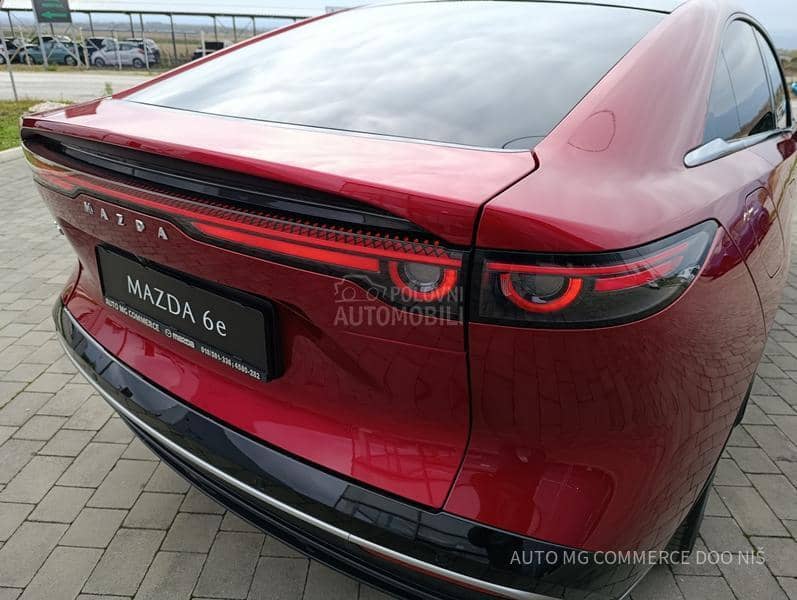 Mazda 6e TAKUMI PLUS