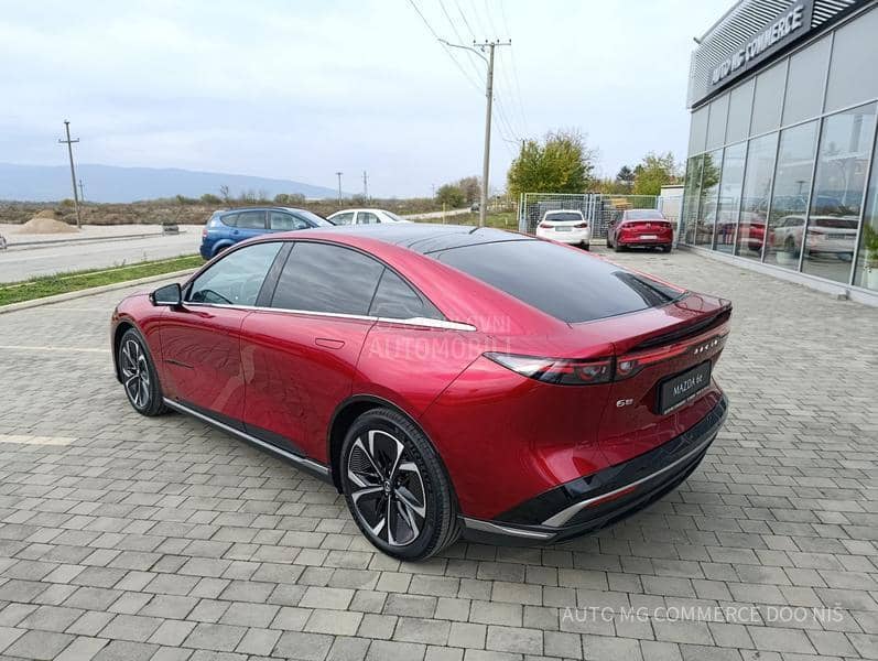 Mazda 6e TAKUMI PLUS