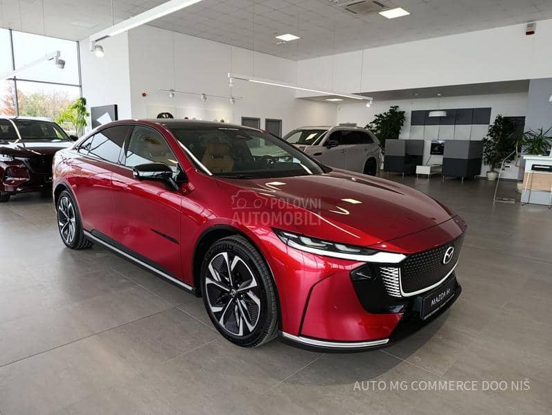 Mazda 6e TAKUMI PLUS