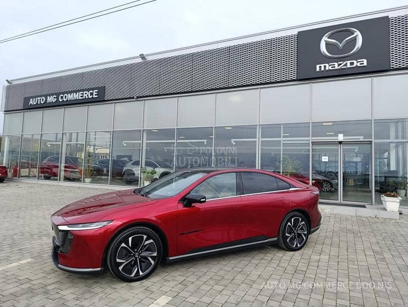 Mazda 6e TAKUMI PLUS