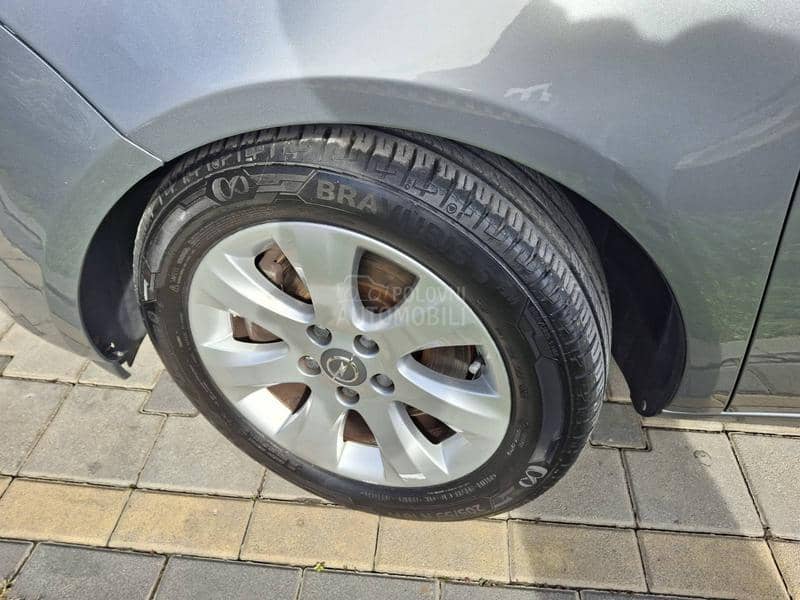 Opel Meriva 1.7 cdti cosmo