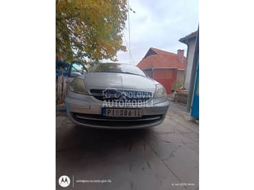 Citroen C8 