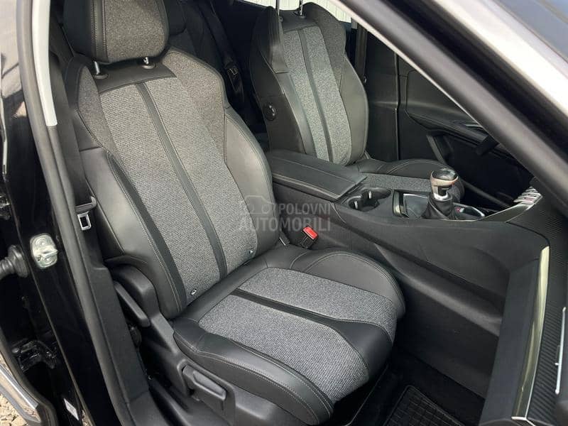 Peugeot 3008 1.5 HDI Allure 8mm