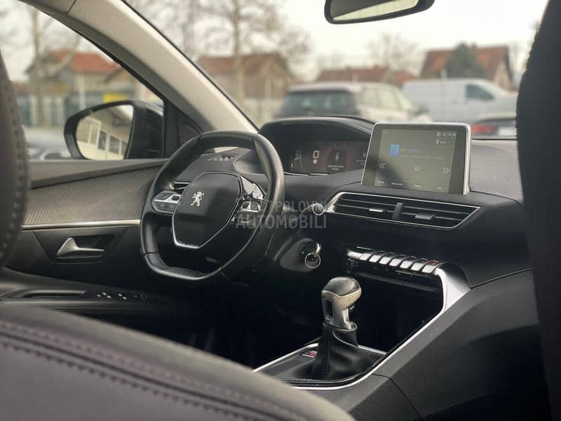 Peugeot 3008 1.5 HDI Allure 8mm