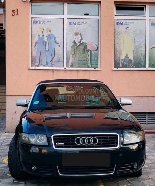Audi A4 3.0 is atmosferac V6