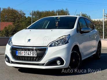 Peugeot 208 1.2VTi / AUTOM / REG