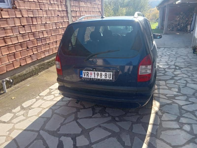 Opel Zafira 2.0 dti
