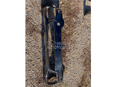 Prednji branik za BMW 520 od 2017. do 2020. god.