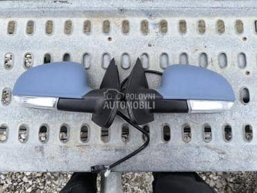 Retrovizori sa migavcima za Volkswagen Bora, Golf 4 od 1997. do 2004. god.