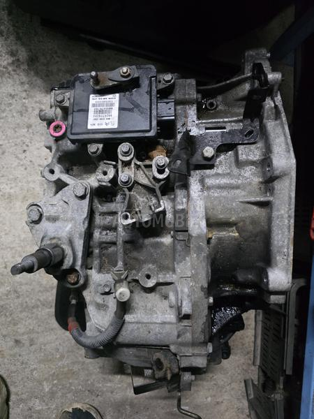 Automatski menjač 2.0 bluehdi