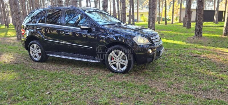 Mercedes Benz ML 320 AMG 4MATIC