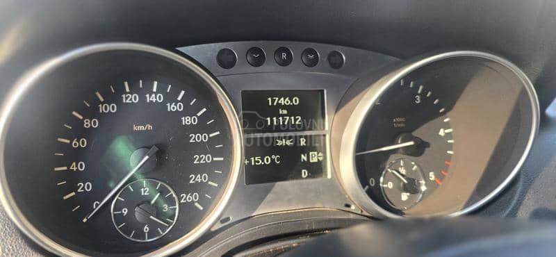 Mercedes Benz ML 320 AMG 4MATIC