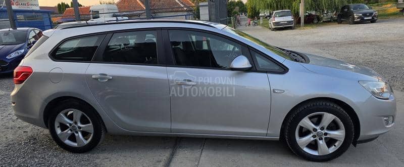 Opel Astra J 1.7 CDTI