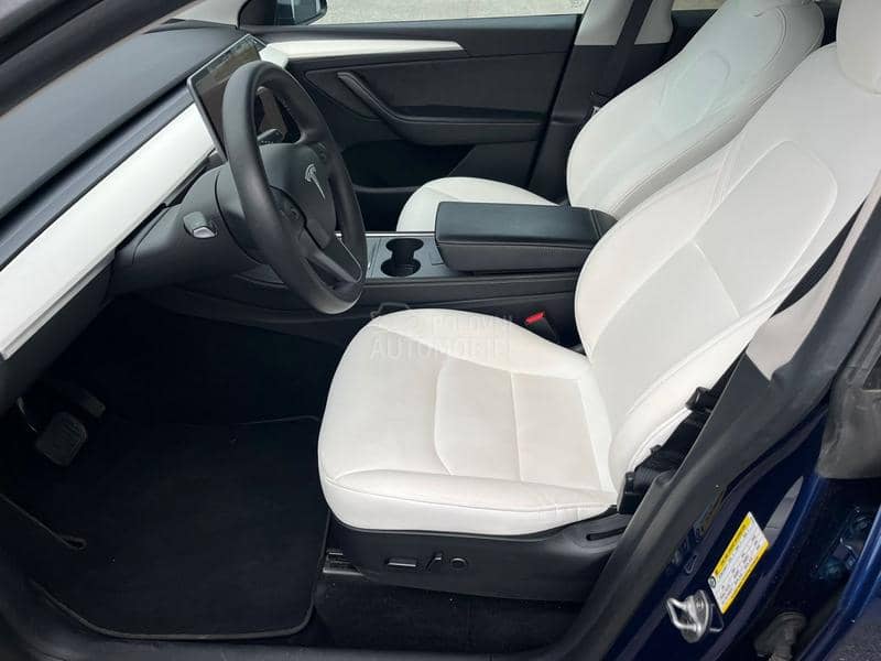 Tesla Model Y AWD/T.P/80kv/AMD