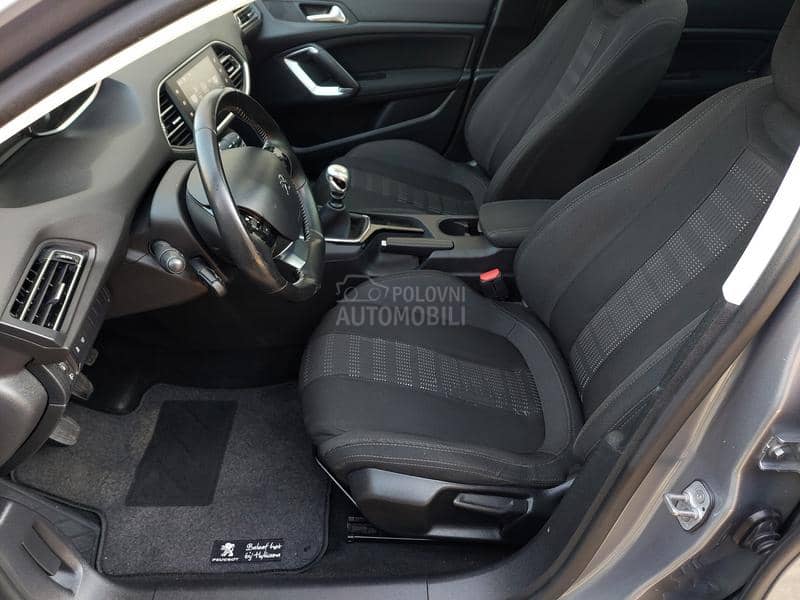Peugeot 308 1.6 LED/KAM/PANO