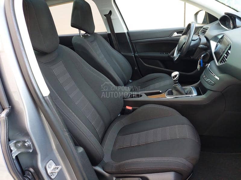 Peugeot 308 1.6 LED/KAM/PANO