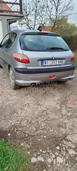 Peugeot 206 