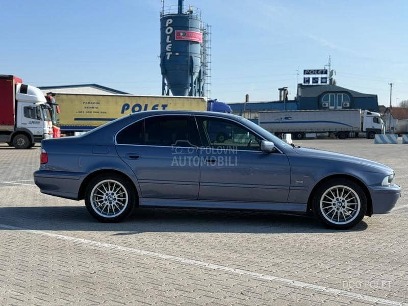 BMW 525 525i