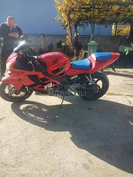 Honda f4i f4 cbr