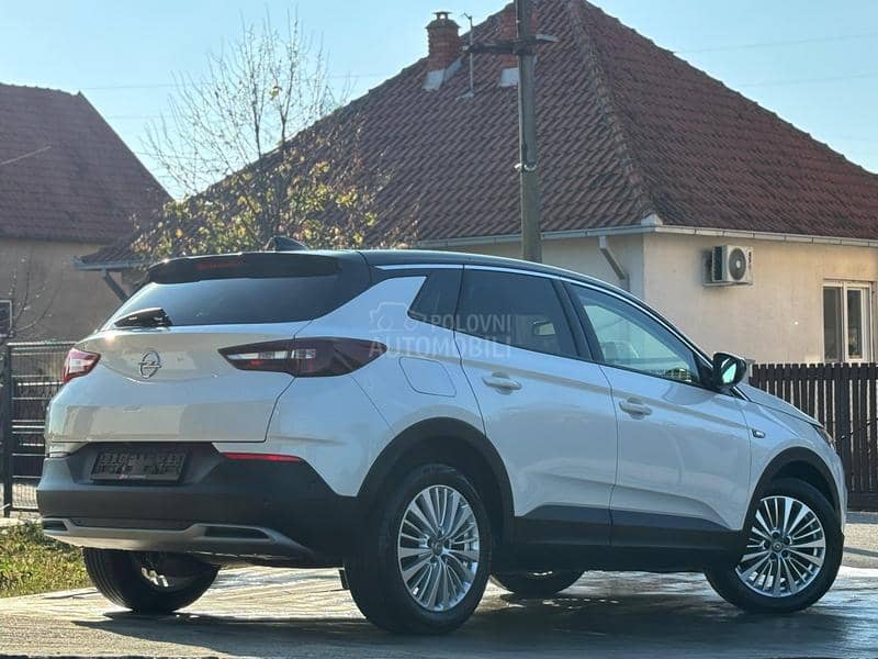 Opel Grandland X 