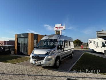 Adria Twin Axess 600 SPB family