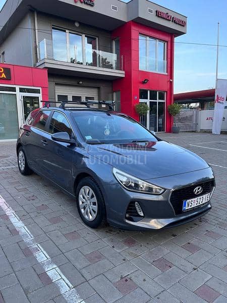 Hyundai i30 1.4 MPI GLS