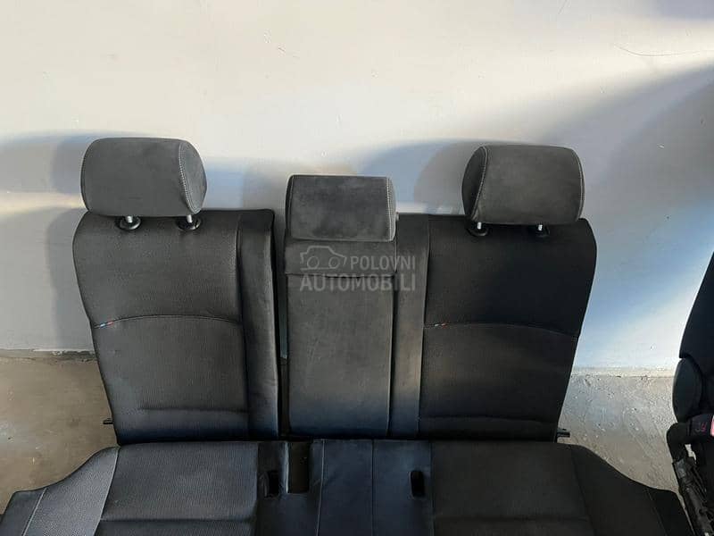 Sedista f10 Alcantara