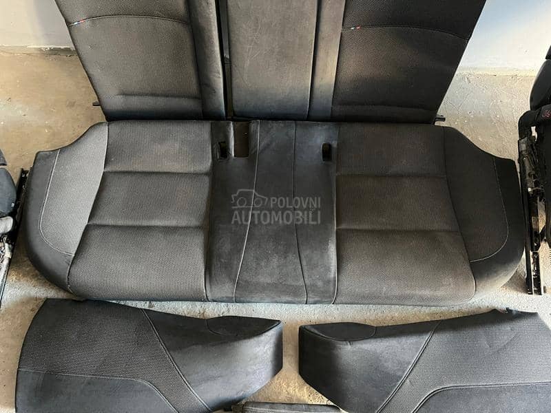 Sedista f10 Alcantara