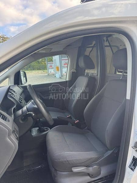 Volkswagen Caddy Maxi 1.6 tdi bluemotion