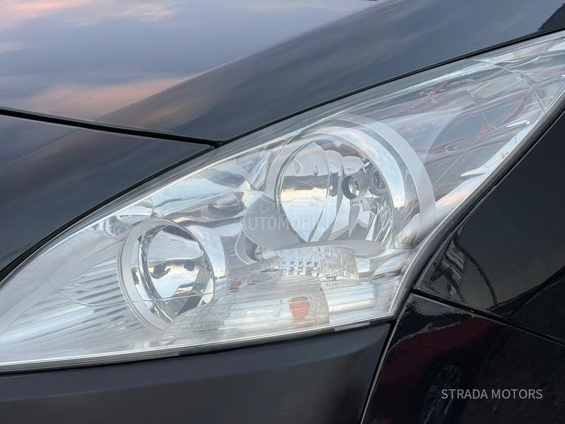 Peugeot 3008 1.6 E HDI NAVY PANO