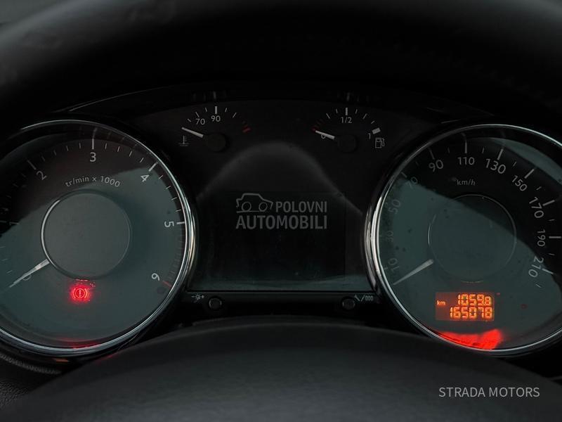 Peugeot 3008 1.6 E HDI NAVY PANO