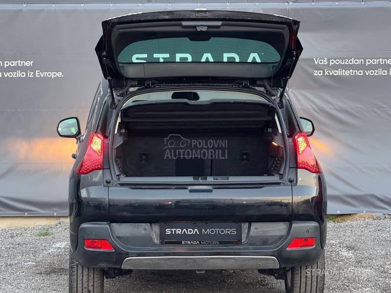 Peugeot 3008 1.6 E HDI NAVY PANO