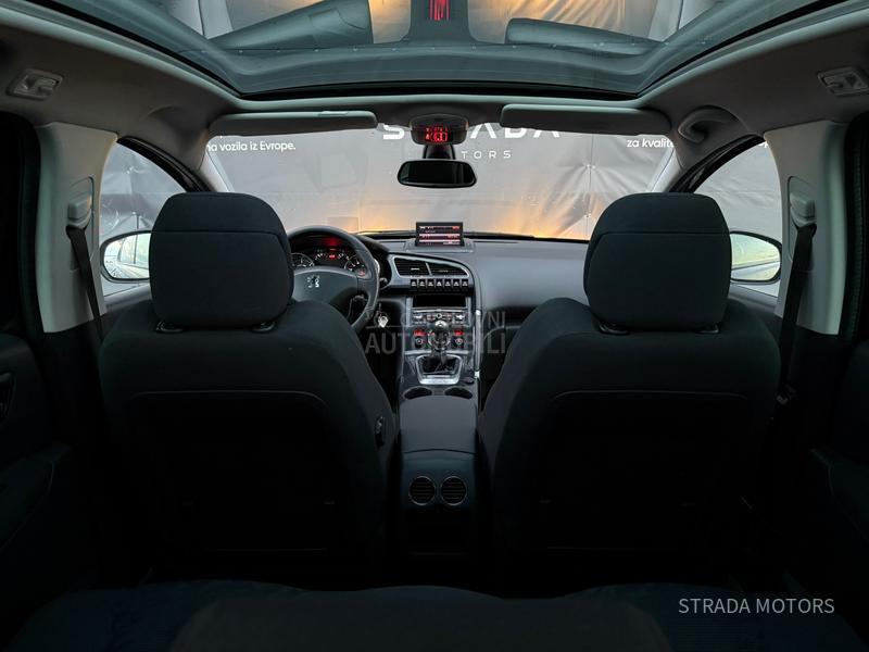 Peugeot 3008 1.6 E HDI NAVY PANO