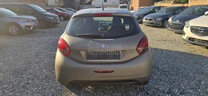 Peugeot 208 1.6 hdi gt line