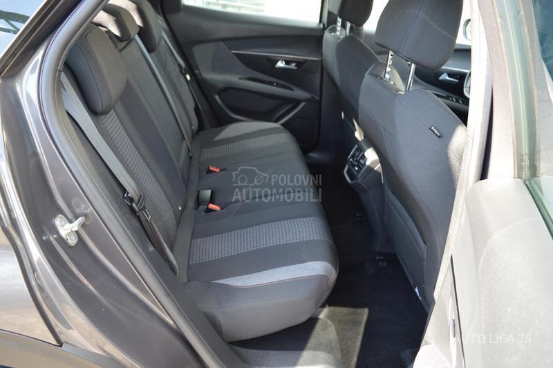 Peugeot 3008 1.5 BlueHDi130 Busin