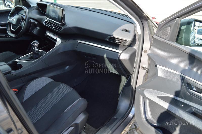 Peugeot 3008 1.5 BlueHDi130 Busin