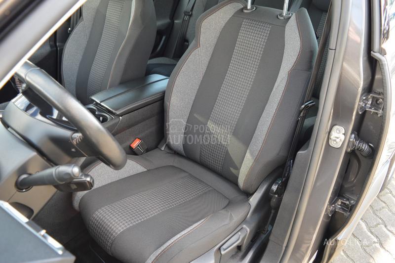 Peugeot 3008 1.5 BlueHDi130 Busin