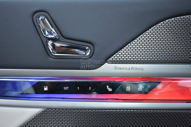 BMW 750 e xDrive M paket