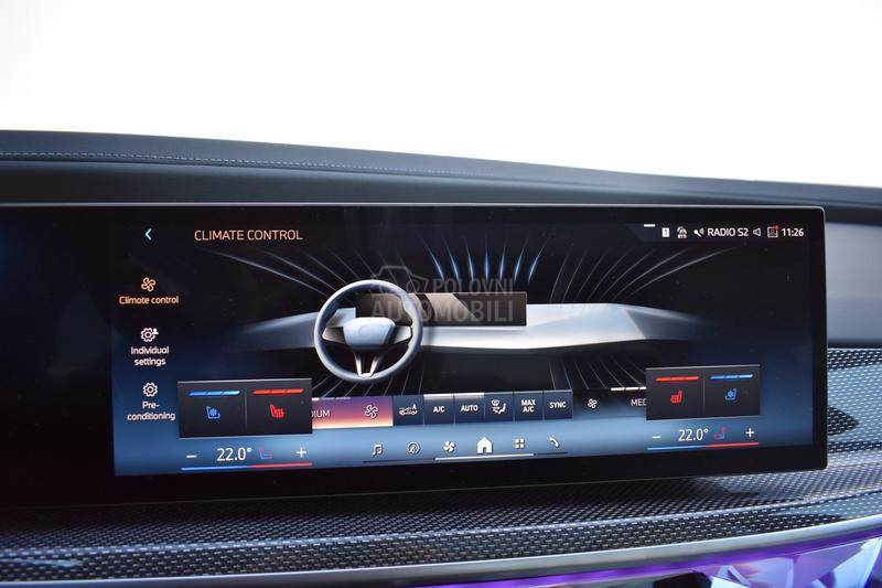 BMW 750 e xDrive M paket