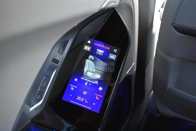 BMW 750 e xDrive M paket