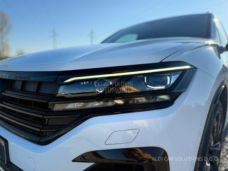 Volkswagen Touareg 3.0 Tdi R-Line