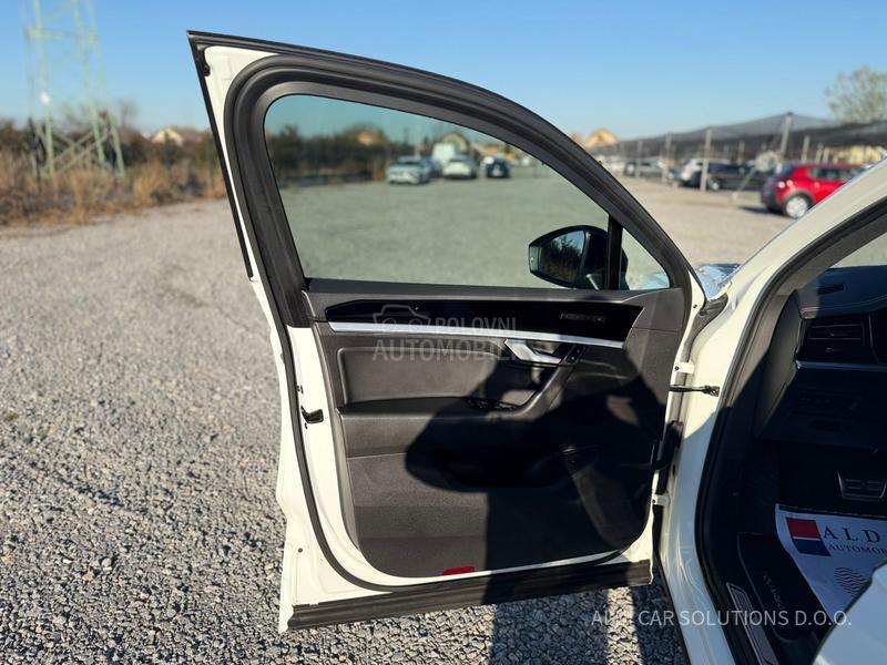 Volkswagen Touareg 3.0 Tdi R-Line