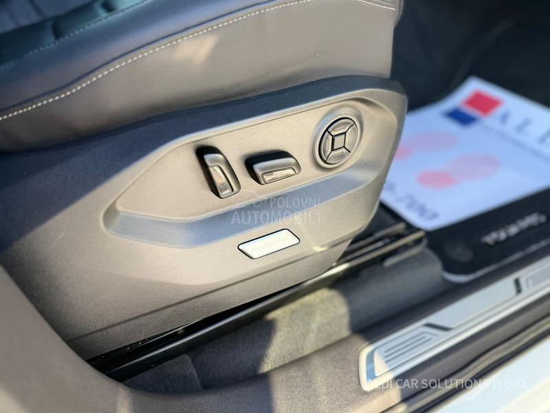 Volkswagen Touareg 3.0 Tdi R-Line