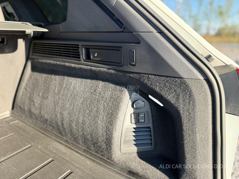 Volkswagen Touareg 3.0 Tdi R-Line