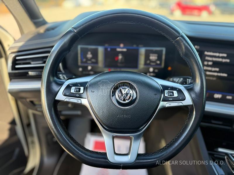 Volkswagen Touareg 3.0 Tdi R-Line
