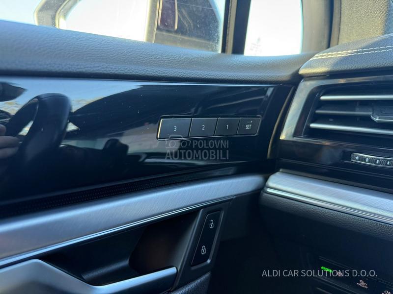 Volkswagen Touareg 3.0 Tdi R-Line